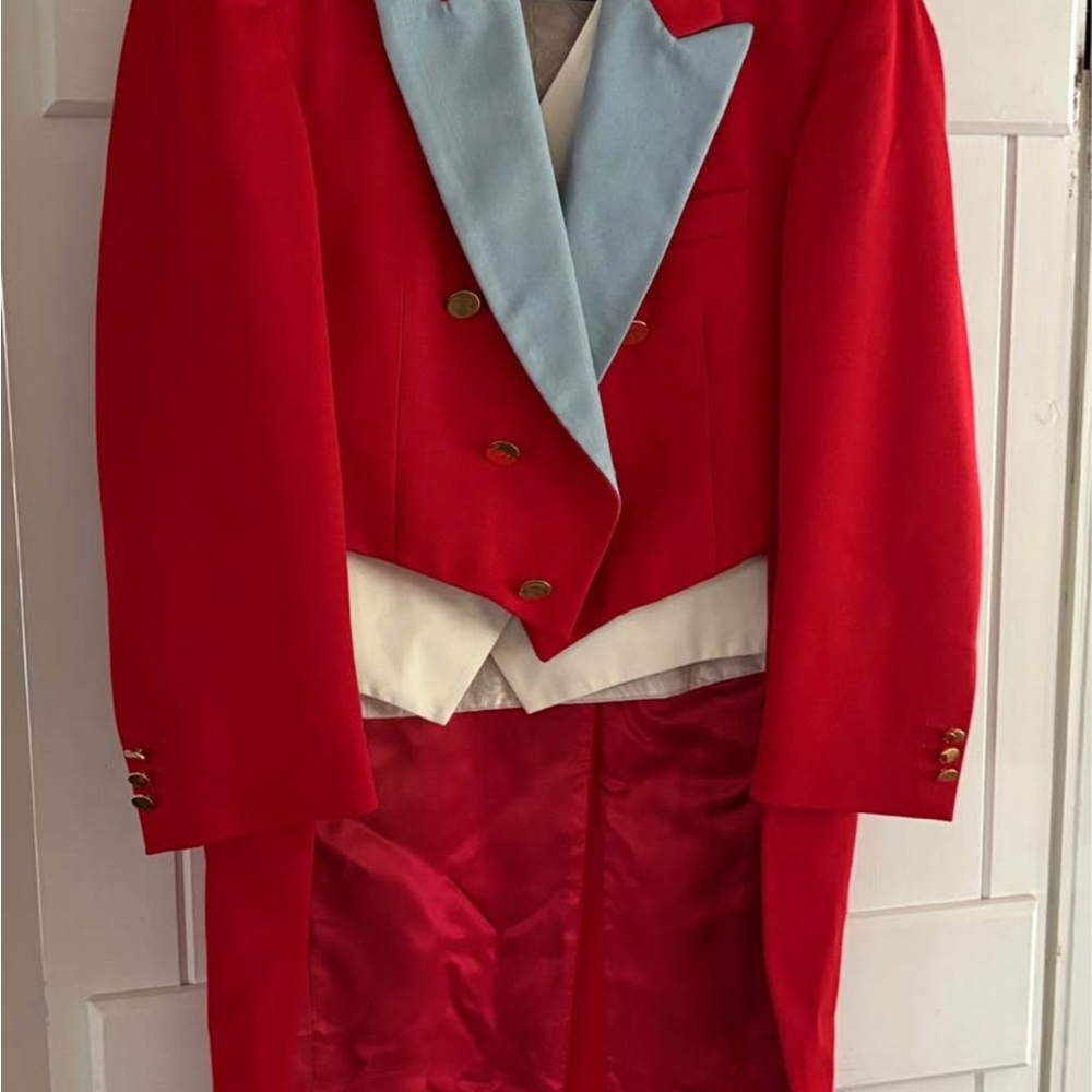 Scarlet Evening Tails